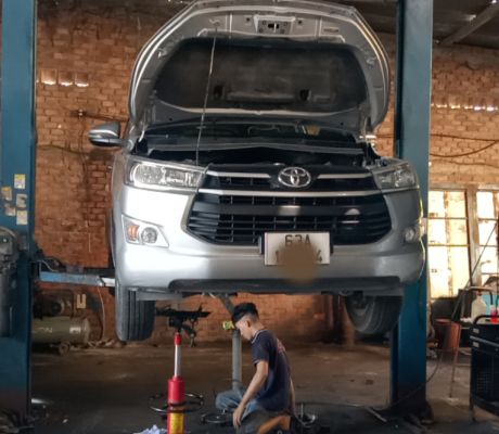 Sử ly hợp Innova 2018. Vệ sinh đường ống nạp